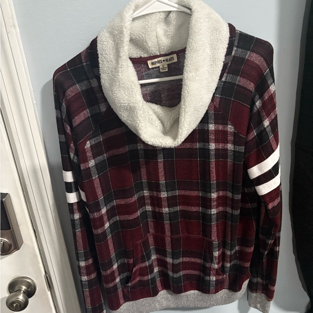 Women's Plaid Sweater - Red and White